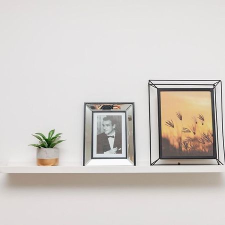 Beautiful 2-Bedroom Apartment Near Schoenbrunn فيينا المظهر الخارجي الصورة