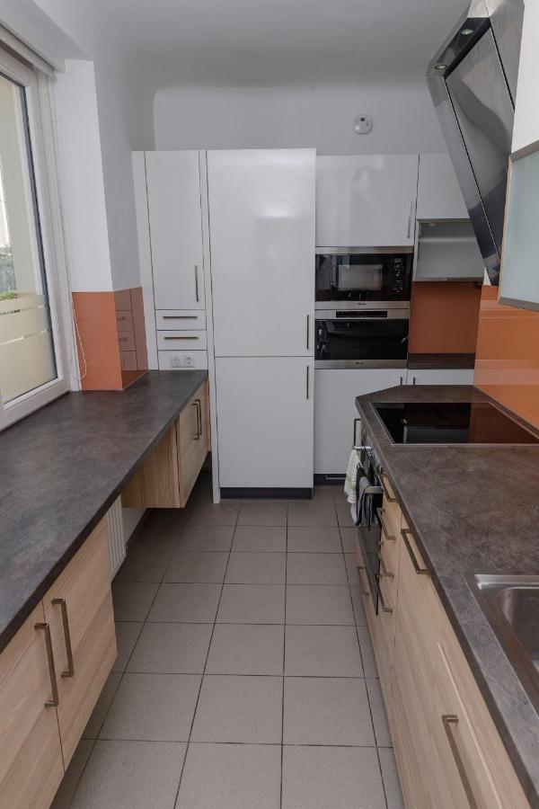 Beautiful 2-Bedroom Apartment Near Schoenbrunn فيينا المظهر الخارجي الصورة